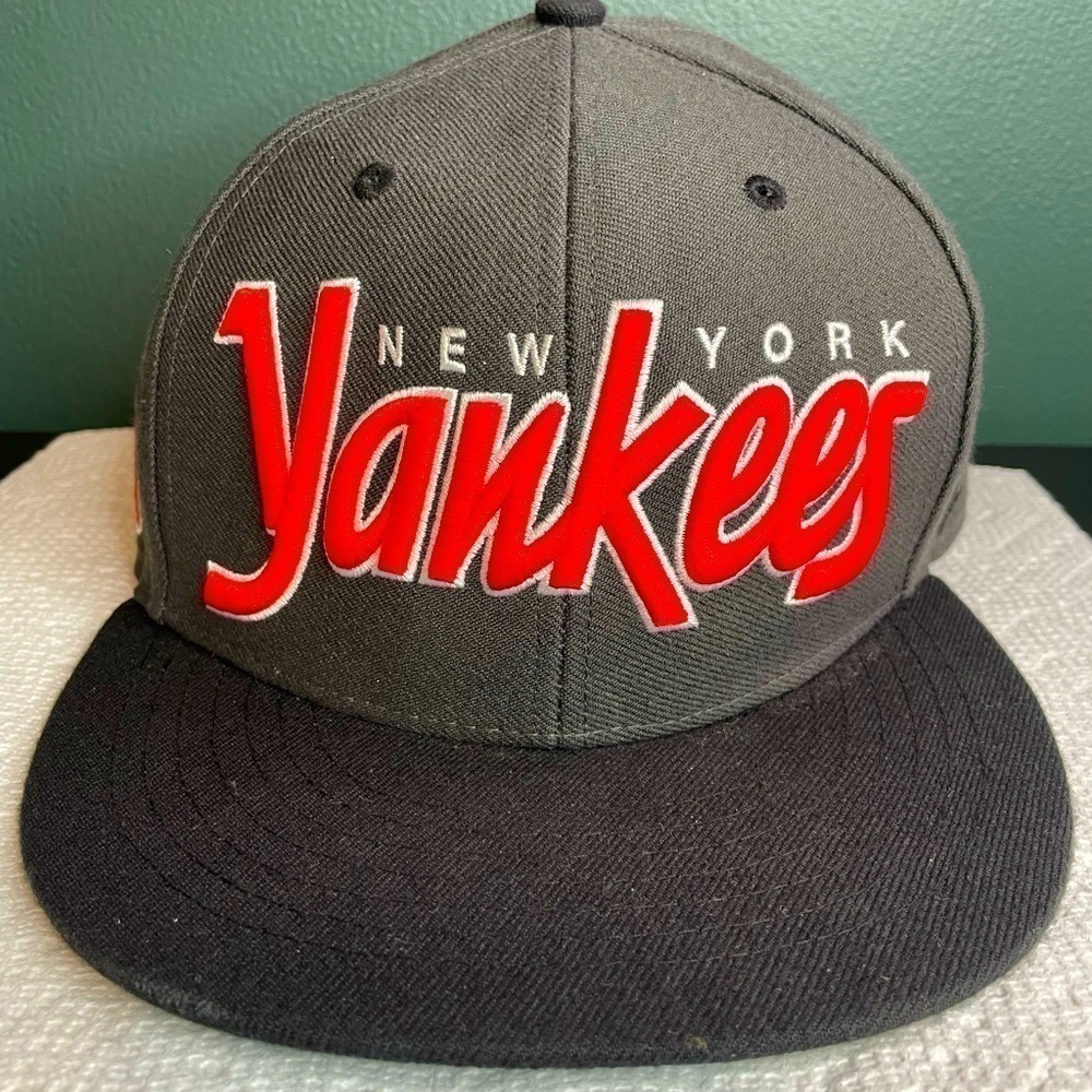 New York Yankees SnapBack baseball cap‎ Genuine Merchandise